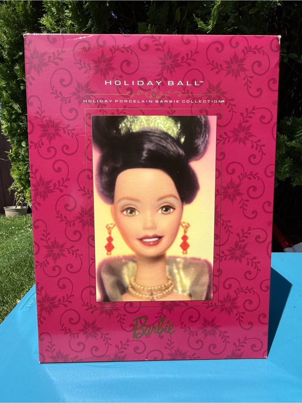 Barbie Porcelain Holiday Ball Doll - 1997 NIB